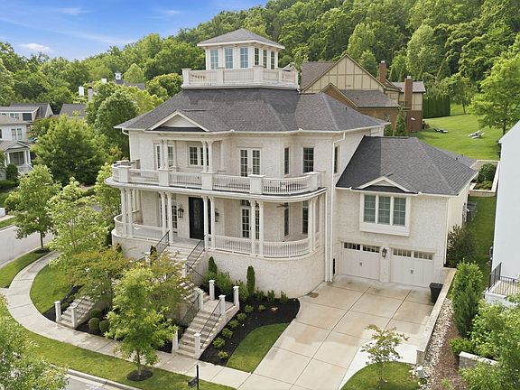 4th image of 501 Bonaire Ln