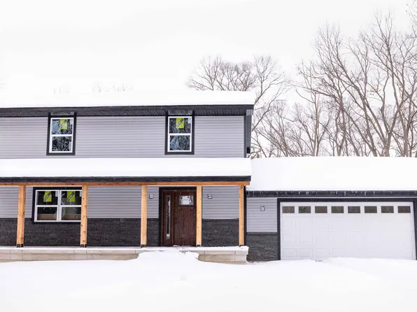 51249 Courtyard Ln, Elkhart, IN 46514