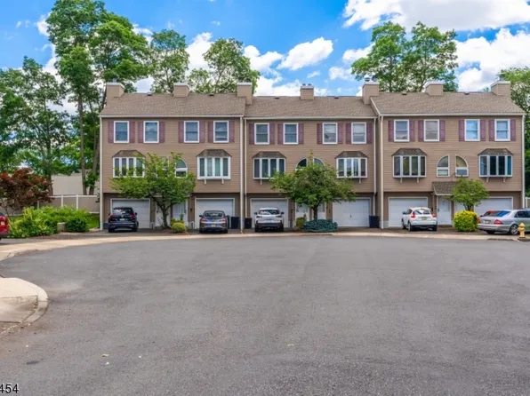 777 Jefferson Ave #18, Rahway City, NJ 07065