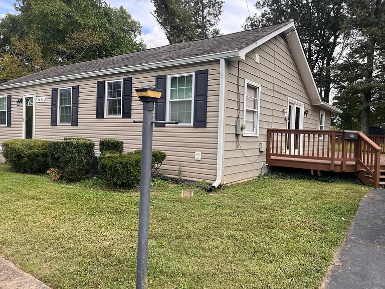 7803 Thor Dr — Photo 23