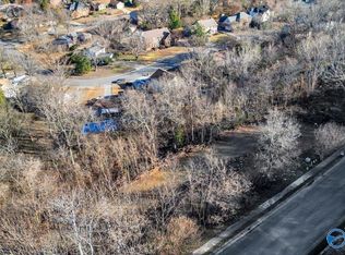 Box Canyon Rd SE, Huntsville, AL 35803