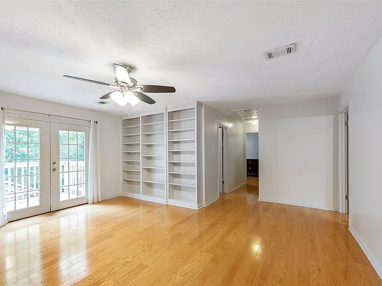 2824 S Logrun Cir — Photo 38