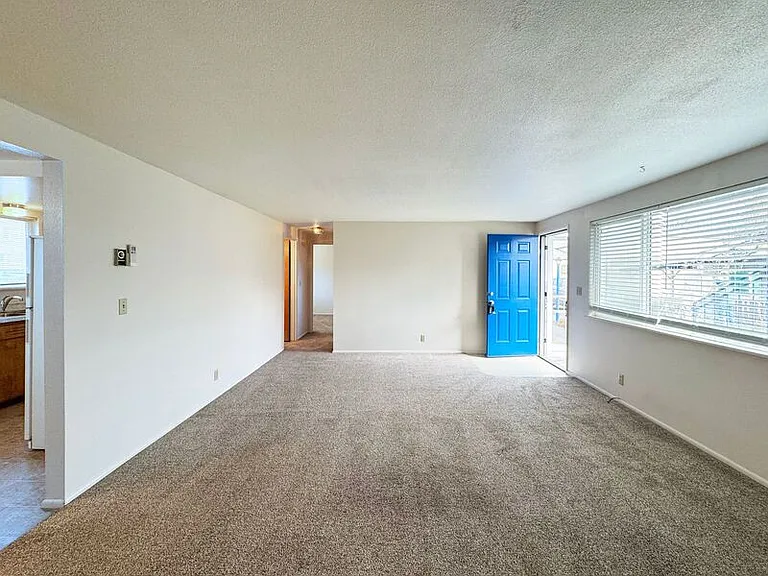 345 Moore St — Photo 6