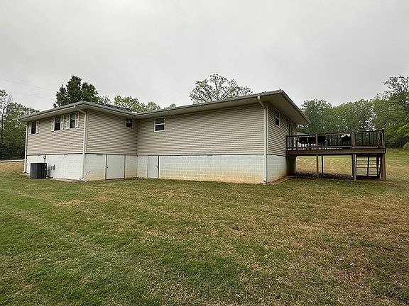 5th image of 1306 1st St