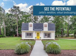 1608 Pine Lane Dr, Cantonment, FL 32533