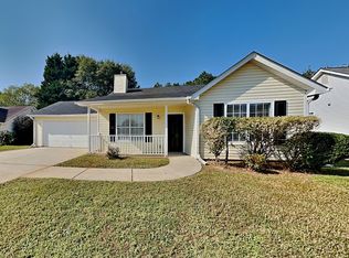 1041 Foxchase Dr, McDonough, GA 30253