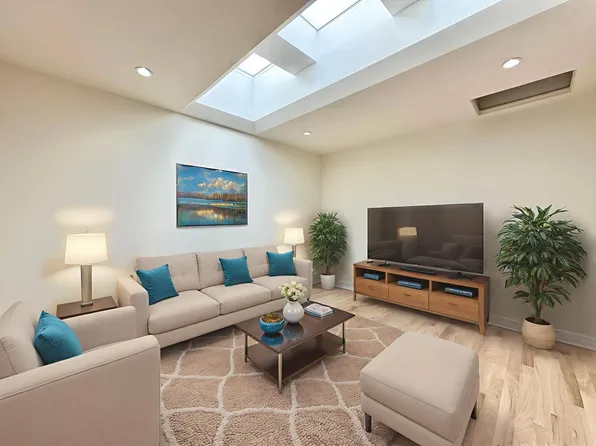 20-21 35th Street image 2 of 11