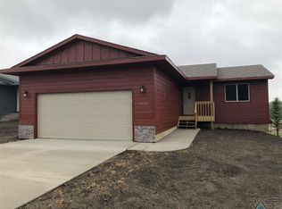 6607 W 5th St, Sioux Falls, SD 57107
