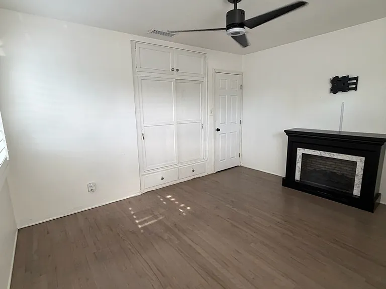 11816 Garfield Ave — Photo 10