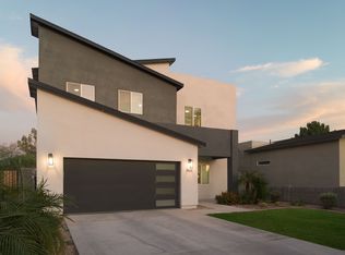 2821 N 28th Pl, Phoenix, AZ 85008