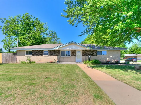 1401 S Broadway Ave, Moore, OK 73160