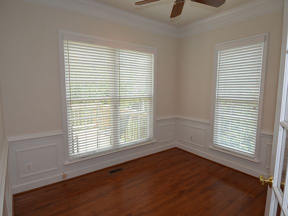 5th image of 2432 Huntington Park Dr