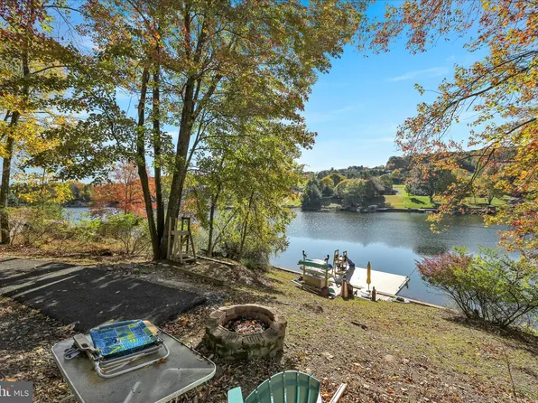 1489 Bearcat Cv, Auburn, PA 17922