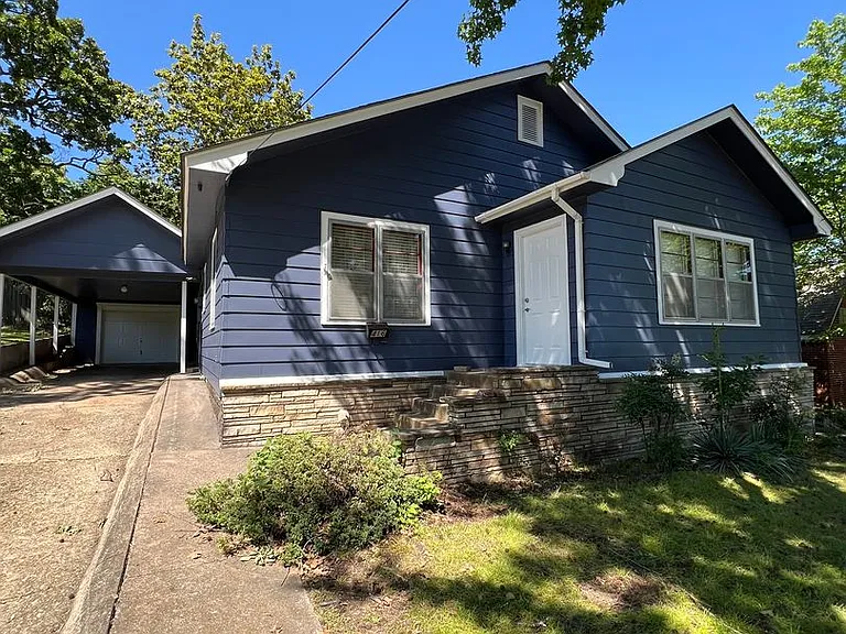 416 W Shawnee St — Photo 2