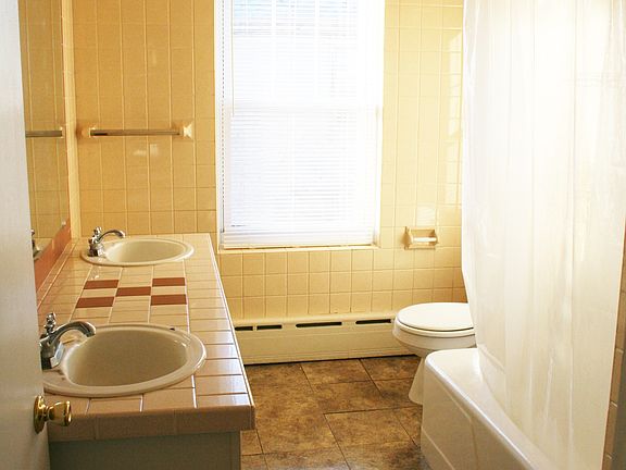 Large Full Bathroom