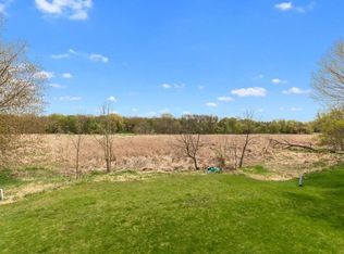 112234 Hutchins Ct, Chaska, MN 55318