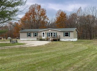 2233 N 1350th St, Brownstown, IL 62418