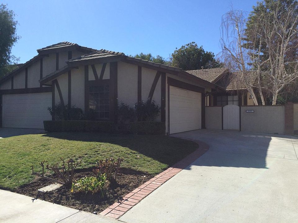1st image of 25905 Sandalia Dr