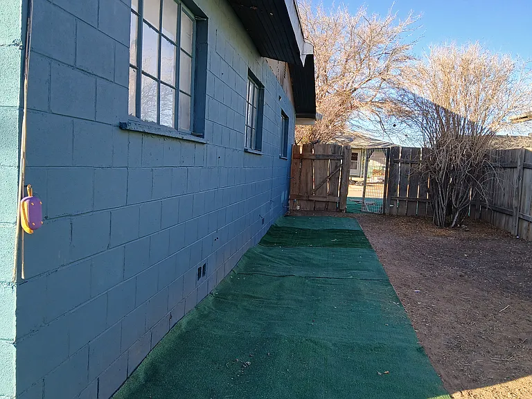 1304 Dewey Ln — Photo 18