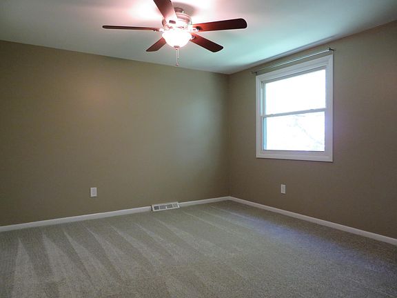 5th image of 58 N Seine Dr #2