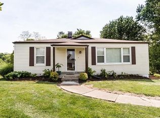 1522 Hill Top Rd, Columbia, IL 62236