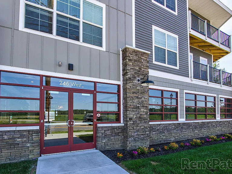 246 West Ave #206 — Photo 4