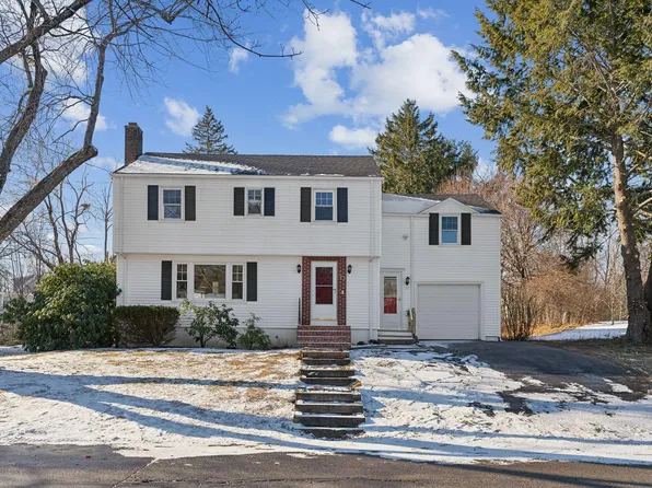 39 Pya Road, Portland, ME 04103
