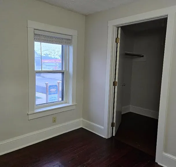 108 Abbottstown St — Photo 5
