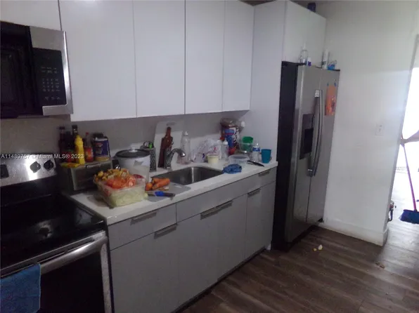 1869 NW 83rd St, Miami, FL 33147
