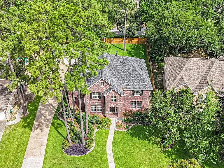 16022 Diamond Rock Dr — Photo 46