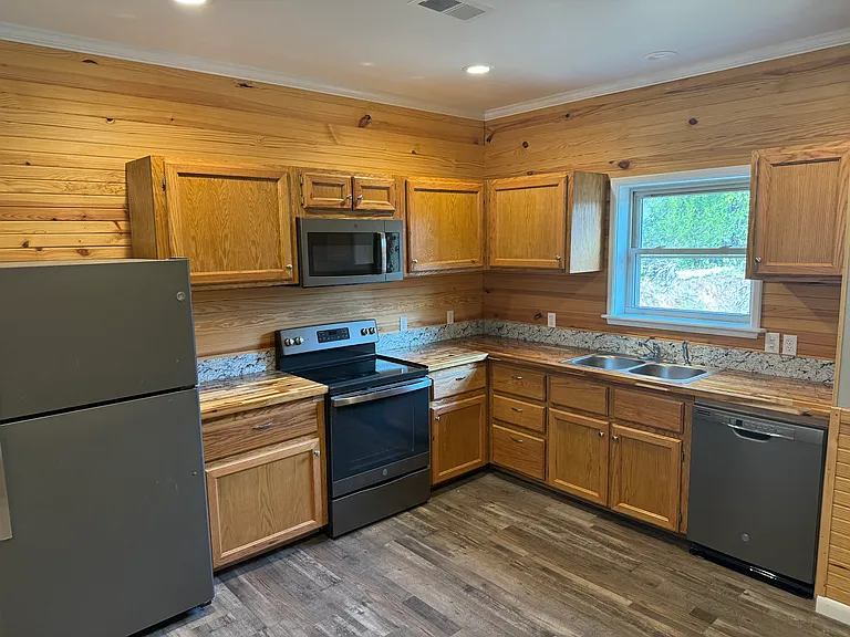 453 Rock Creek Rd #B — Photo 10