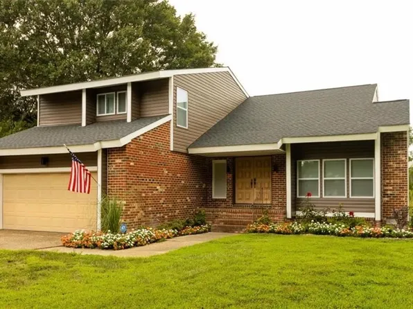315 Riversedge Dr, Hampton, VA 23669