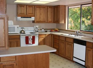 17050 Finley Rd NE, Poulsbo, WA 98370