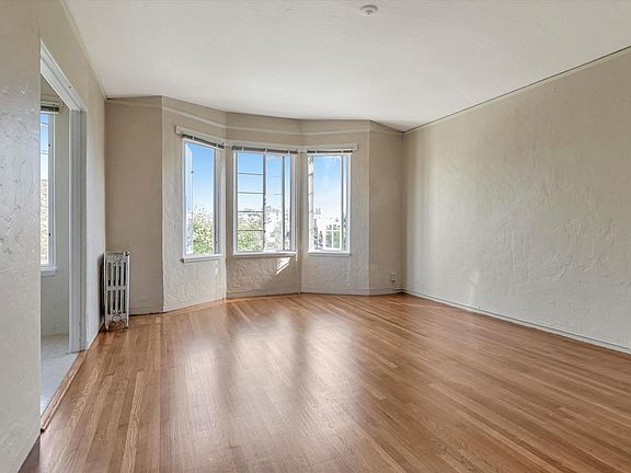 2nd image of 375 14th Ave APT 302