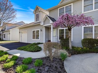375 Allyn St UNIT 39, Groton, CT 06355