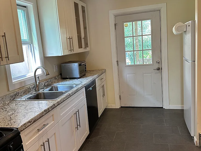 1107 N Main Ave #HOUSE — Photo 9