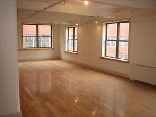 Rented by Aclawrence | media 2