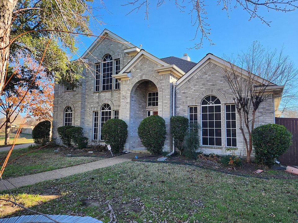 1st image of 328 Ashley Pl