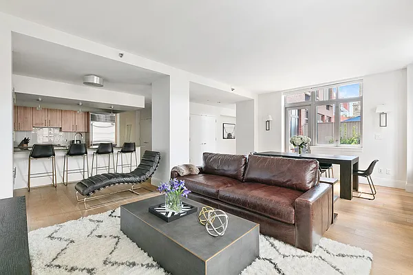 Rented by Compass | media 12