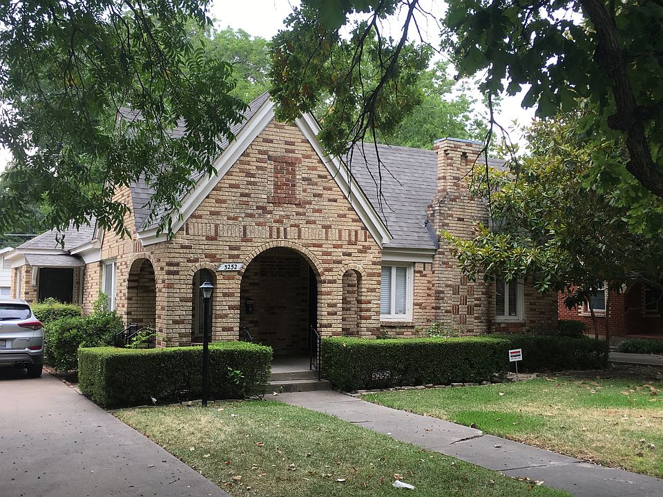 1st image of 3252 Rogers Ave #3252