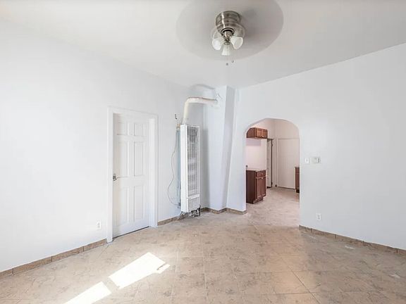 2nd image of 2752 S Kedvale Ave #2R