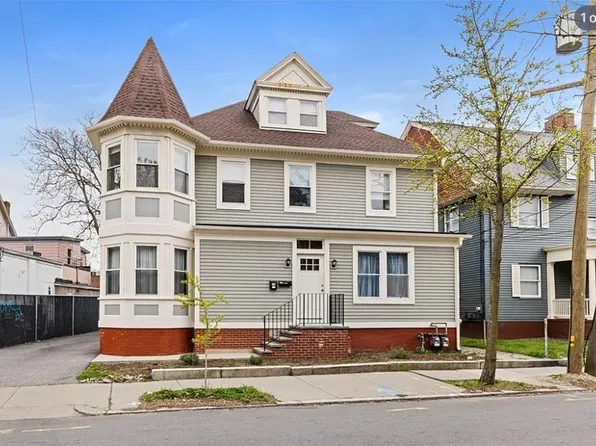 158 Vinton St, Providence, RI 02903