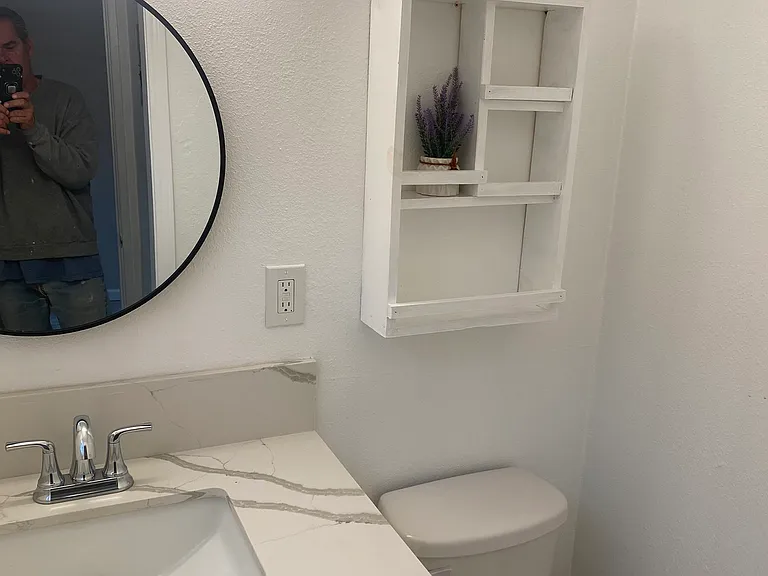 484 Penrose Dr #C — Photo 1