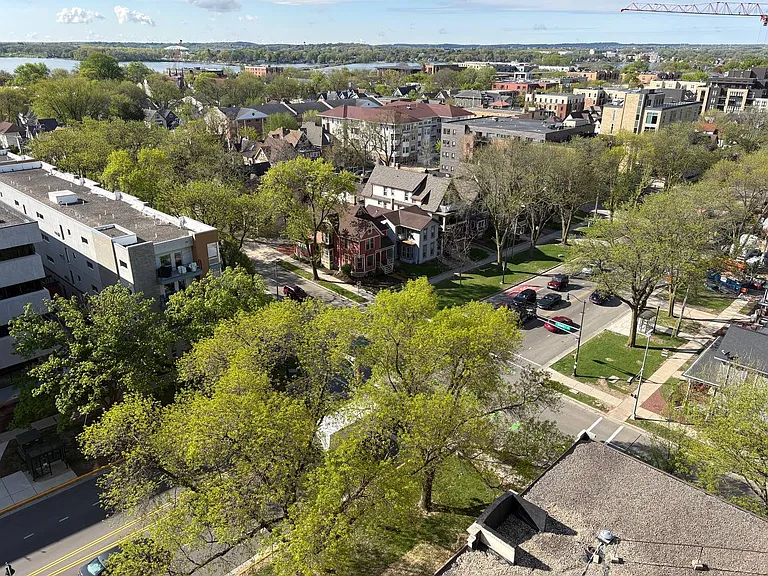 360 W Washington Ave #1001 — Photo 26