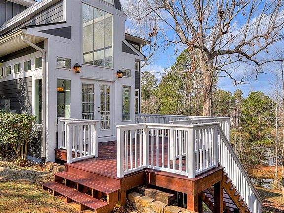 4th image of 108 Barefield Drive