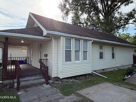 2nd image of 1841 Berdan Ave