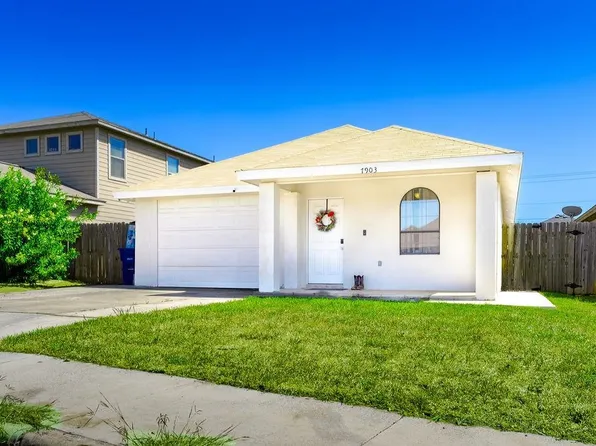 1903 Port Edward Ave, Laredo, TX 78045
