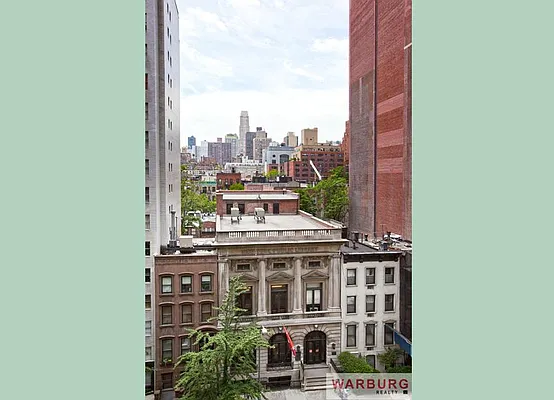 Sold by Warburg | media 11