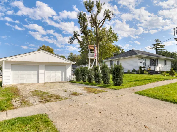 308 S G St, Indianola, IA 50125