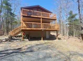 107 Wykoff Way, Dingmans Ferry, PA 18328